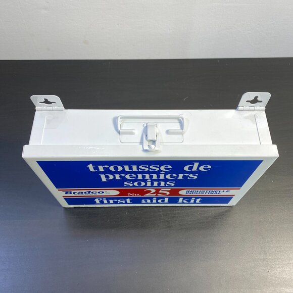 Bradco trousse de premiers soins NO.25, First Aid Kit for Wall or Counter, Hangi - Picture 10 of 10